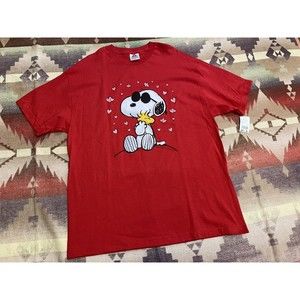 Vintage 90s NWT Snoopy And Woodstock Hug T Shirt Size XL Peanuts